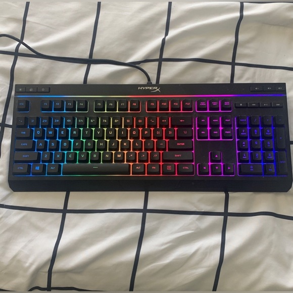 HyperX Alloy RGB gaming keyboard - Picture 3 of 4